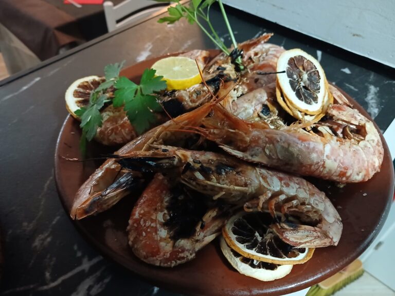 Cafe/Bar/Restaurante Cerezo 9 Restaurante Cerezo 3 768x576